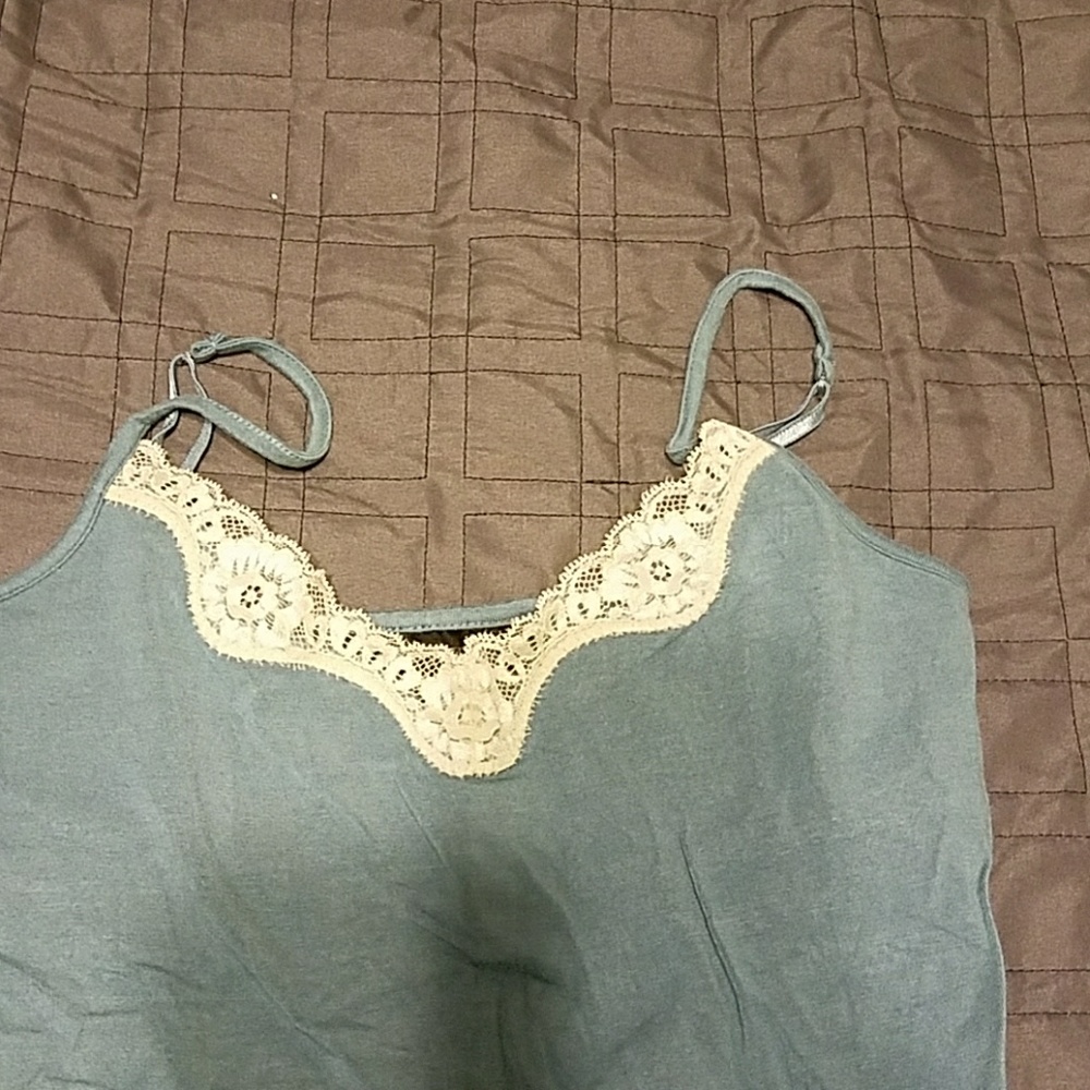 Top - Picture 2 of 2